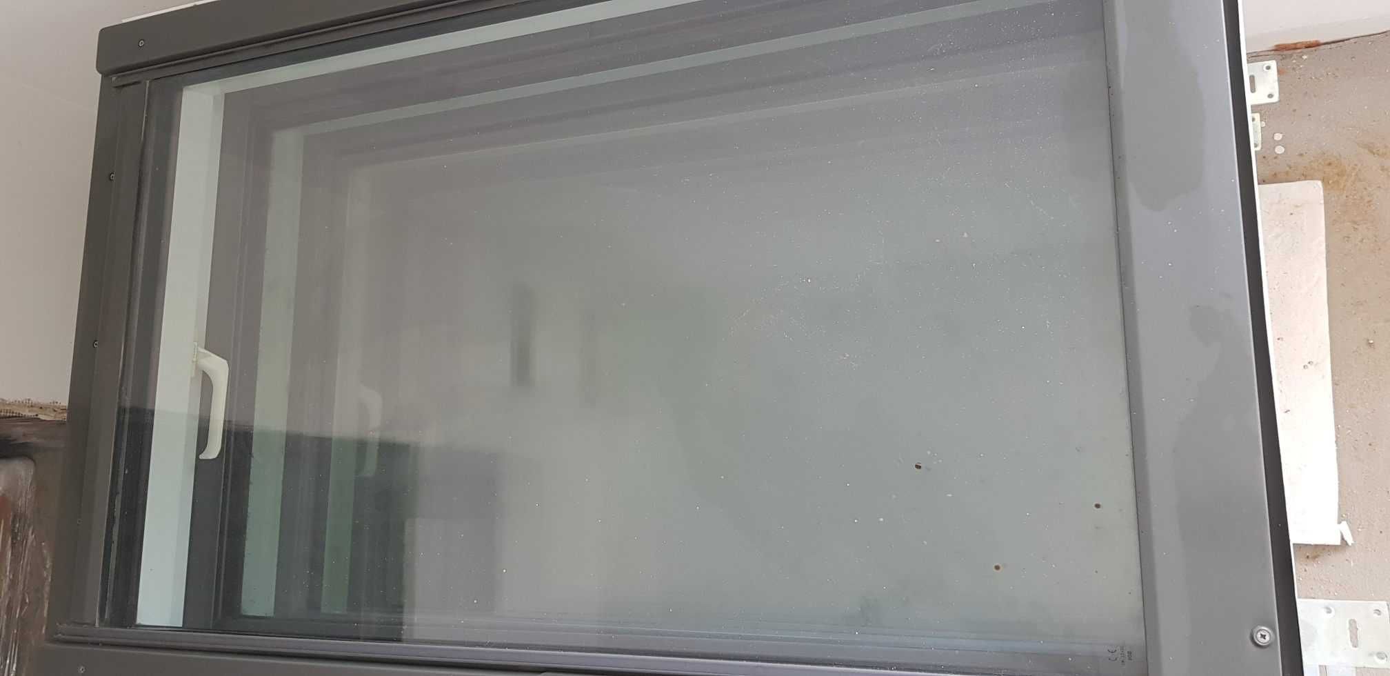 Okno dachowe Fakro PTP 78 x 118 + kołnierz - 6 sztuk