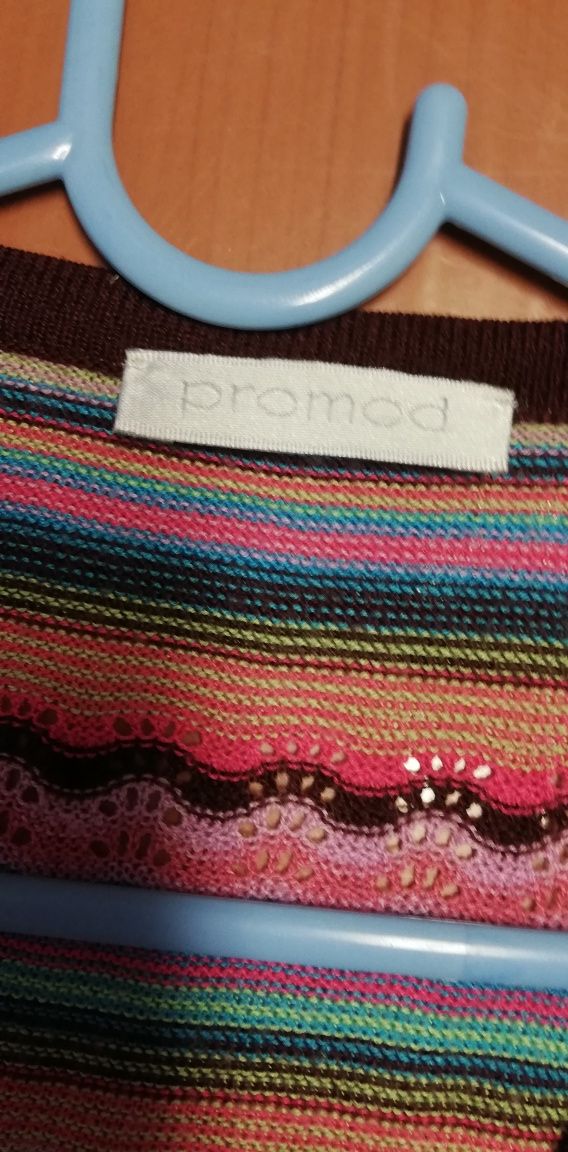 Blusa, Promod , tamanho M, usada

O material da blusa é malha/ tipo cr