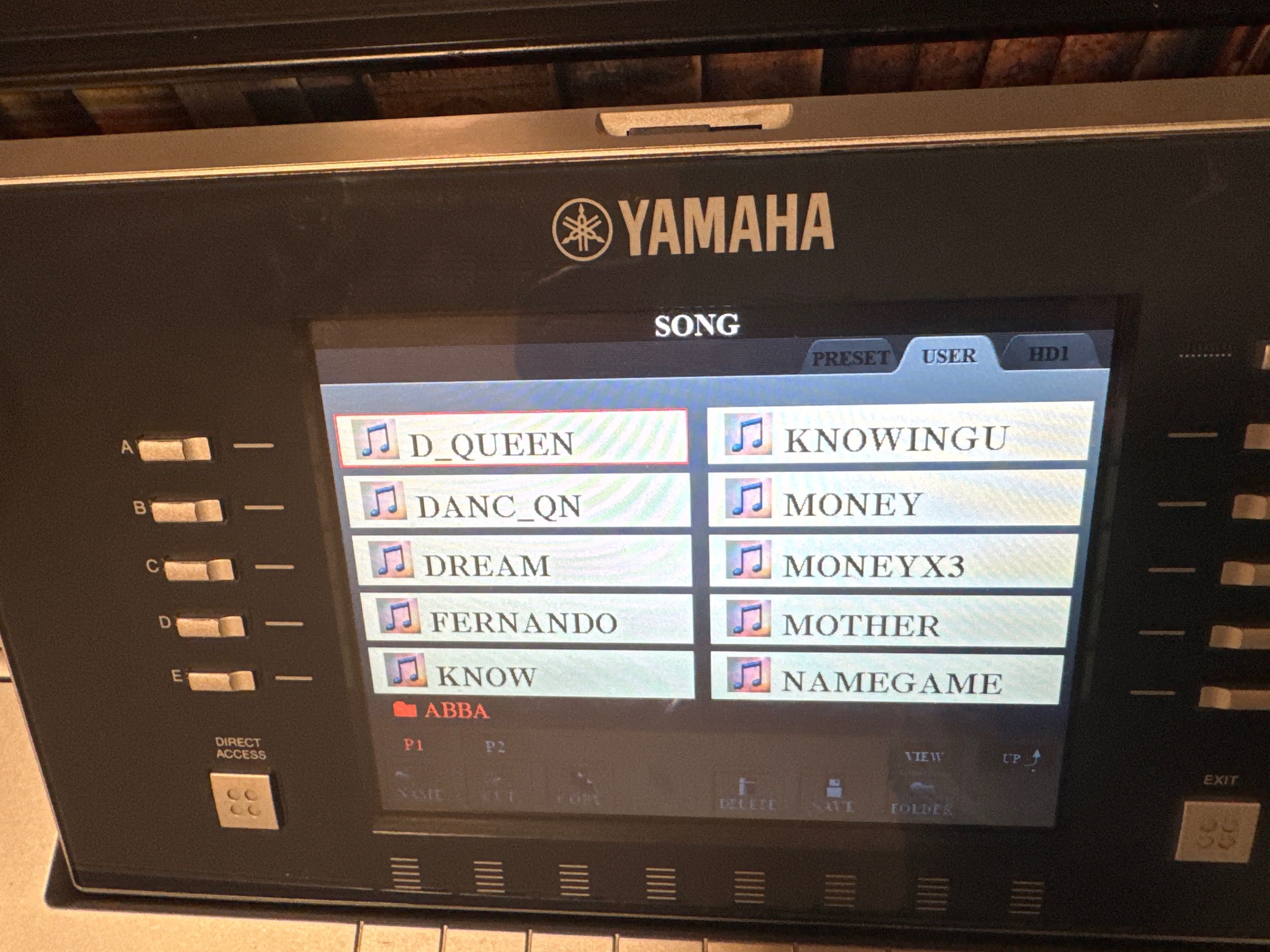 Yamaha Tyros4 dużo dodatków