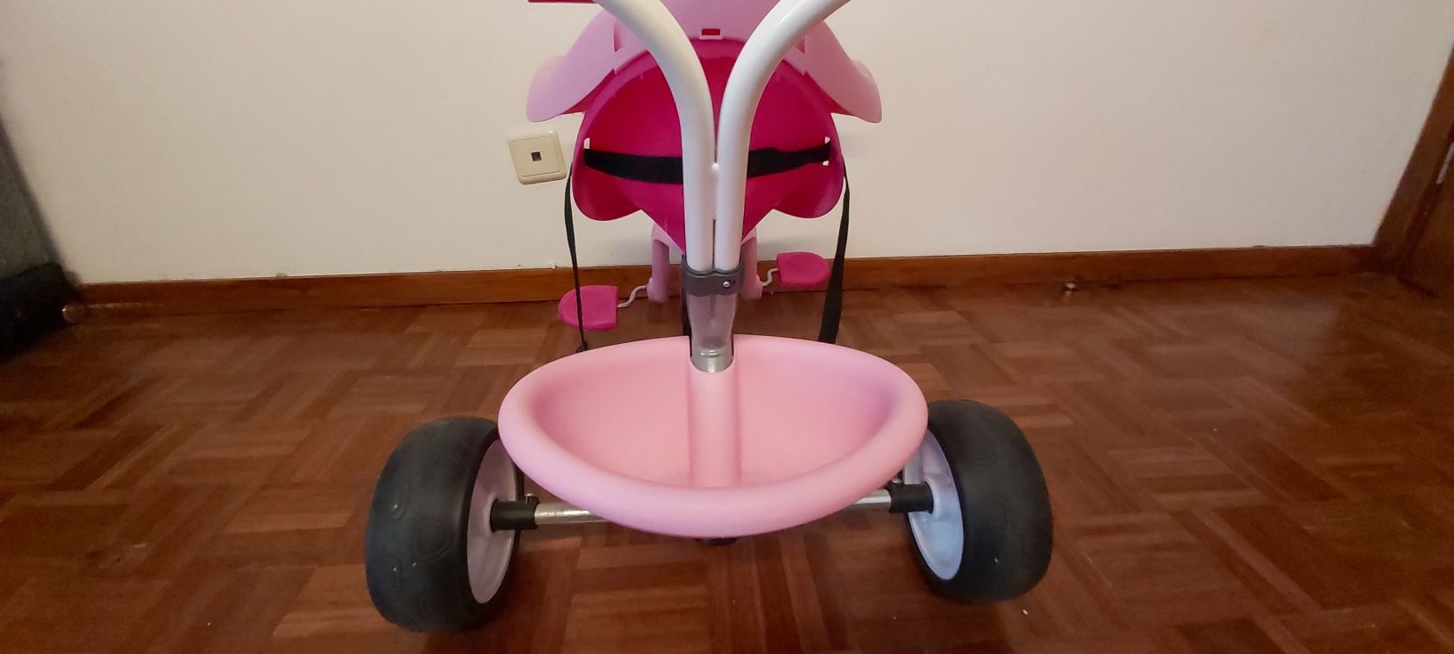 Triciclo evolutivo menina