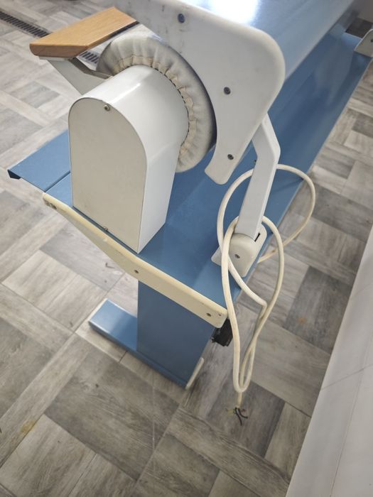 Каток прасувальний каландер Miele HM 5311