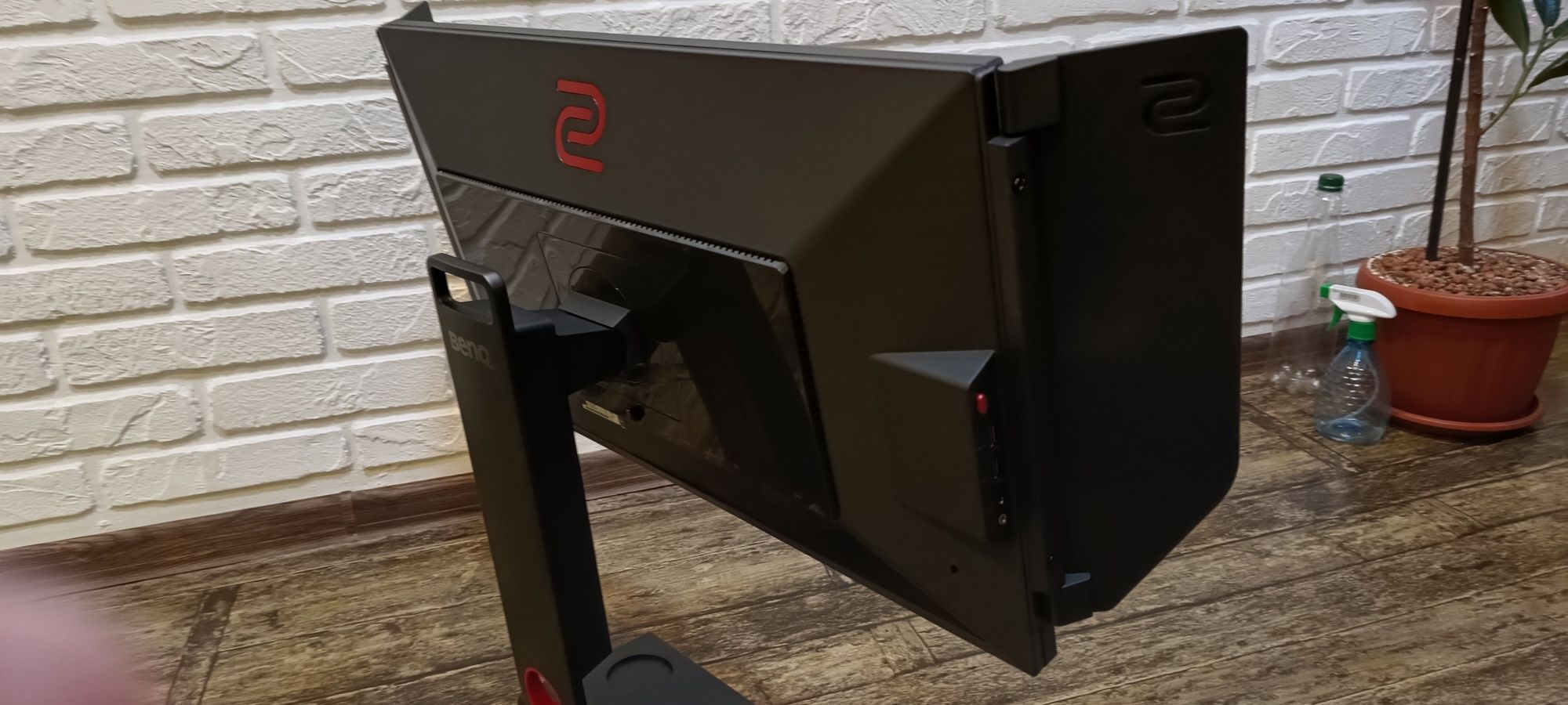 Монитор BenQ Zowie xl2735 144г