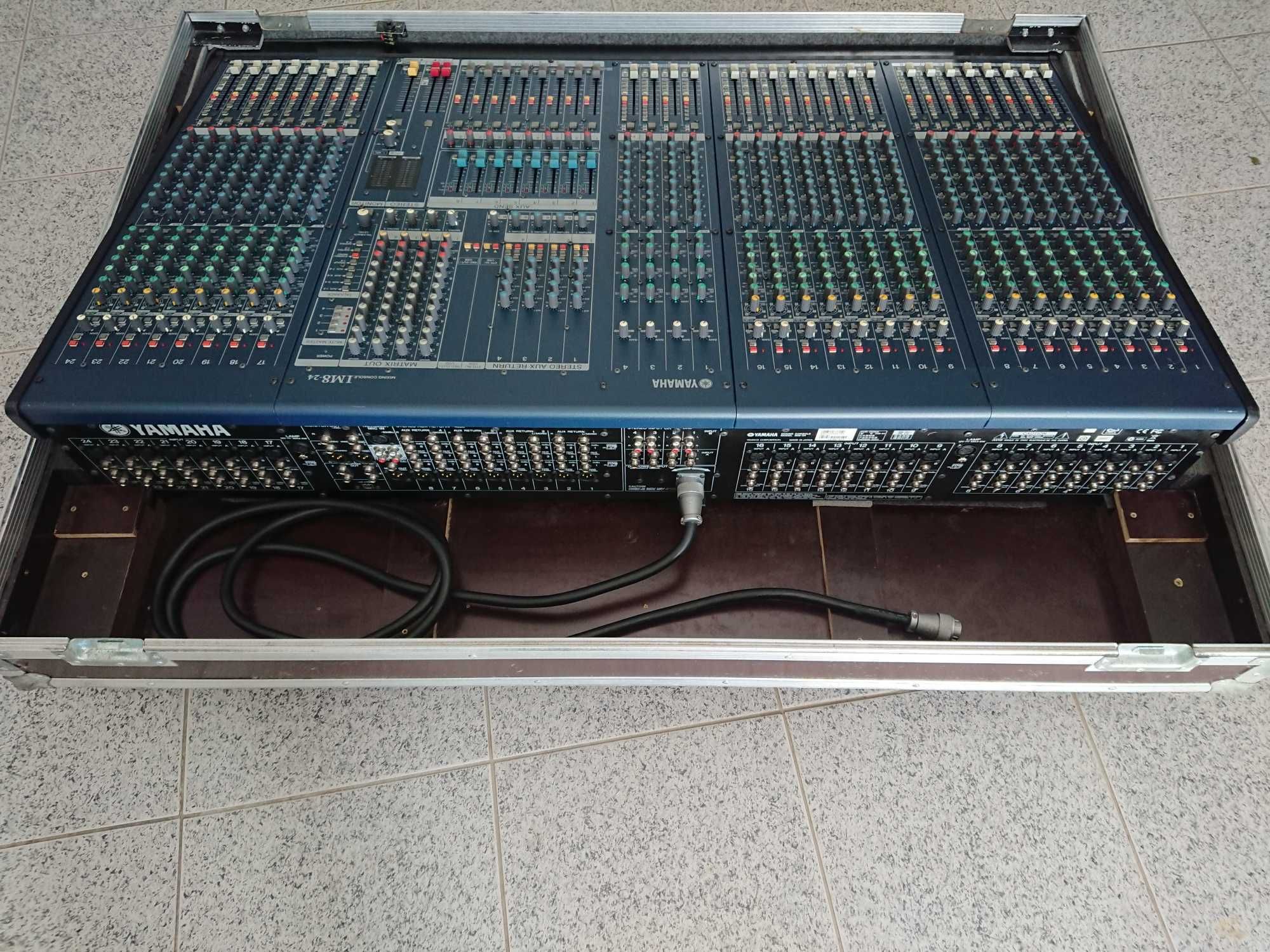 Mesa de som yamaha im8 24 + case