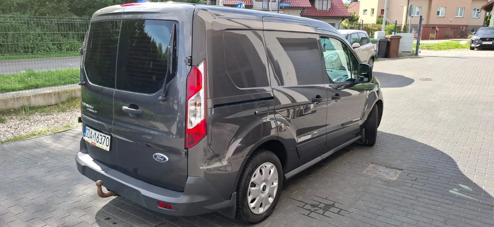Ford CONNECT  faktura VAT23%, pierwszy właściciel w Polsce, nowy akumulator.