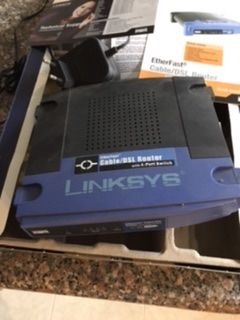 Router linksys com 4 porta