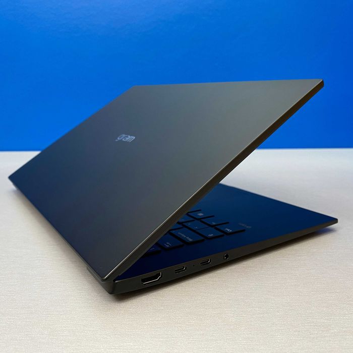 LG Gram 14ZD90S - 14" WUXGA | Core Ultra 7 155H | 16GB | 512GB SSD