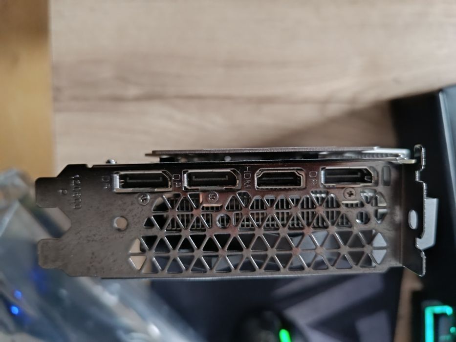 Karta graficzna NVIDIA GTX 1660 super AMP Zotac