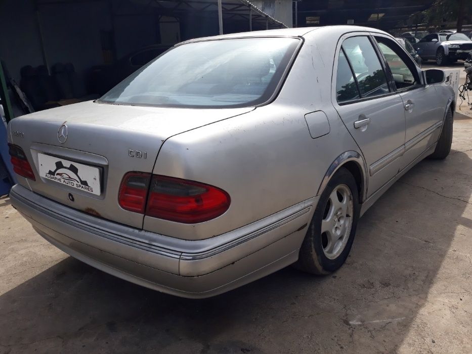 Mercedes E 270 CDI Auto 2003, E 270 CDI W 210 Auto 1999 Para Peças