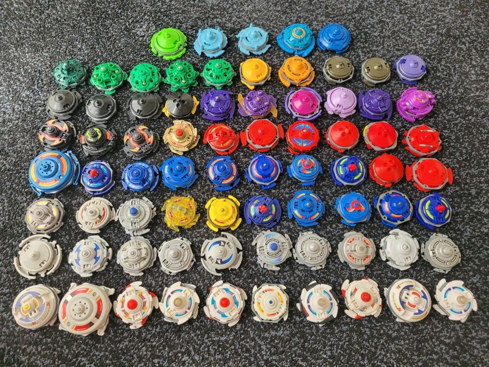 Vendo Beyblades Raros de 2001 a unidade