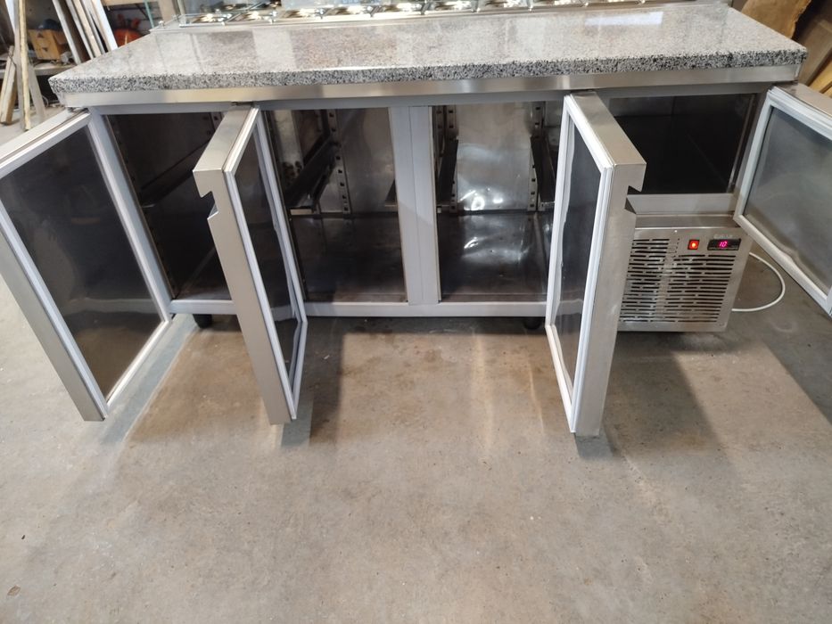 Холодильний стіл для піци,суші  180см.