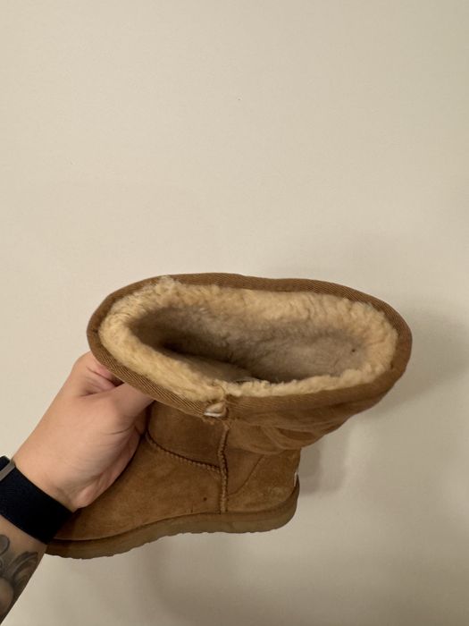 Kozaki śniegowce botki trzewiki UGG S/N 5815 EU38