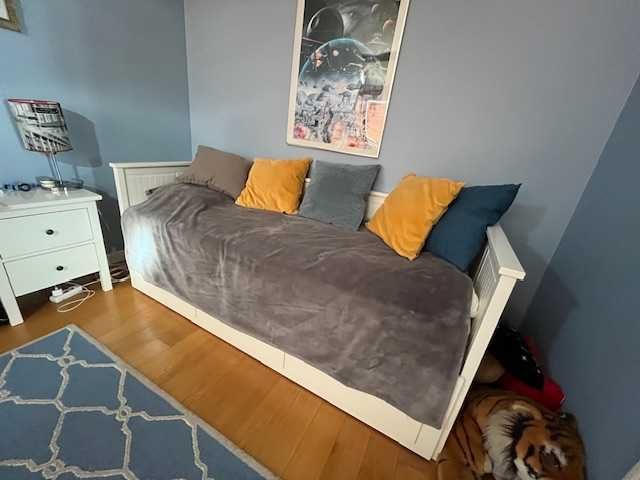 Sprzedam łóżko leżanka Hemnes Ikea Białe plus 2 materace