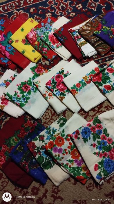 Платочки нові жіночі