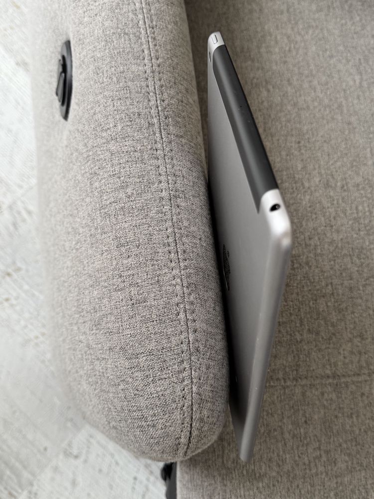 Apple iPad 6 Gen 128Gb