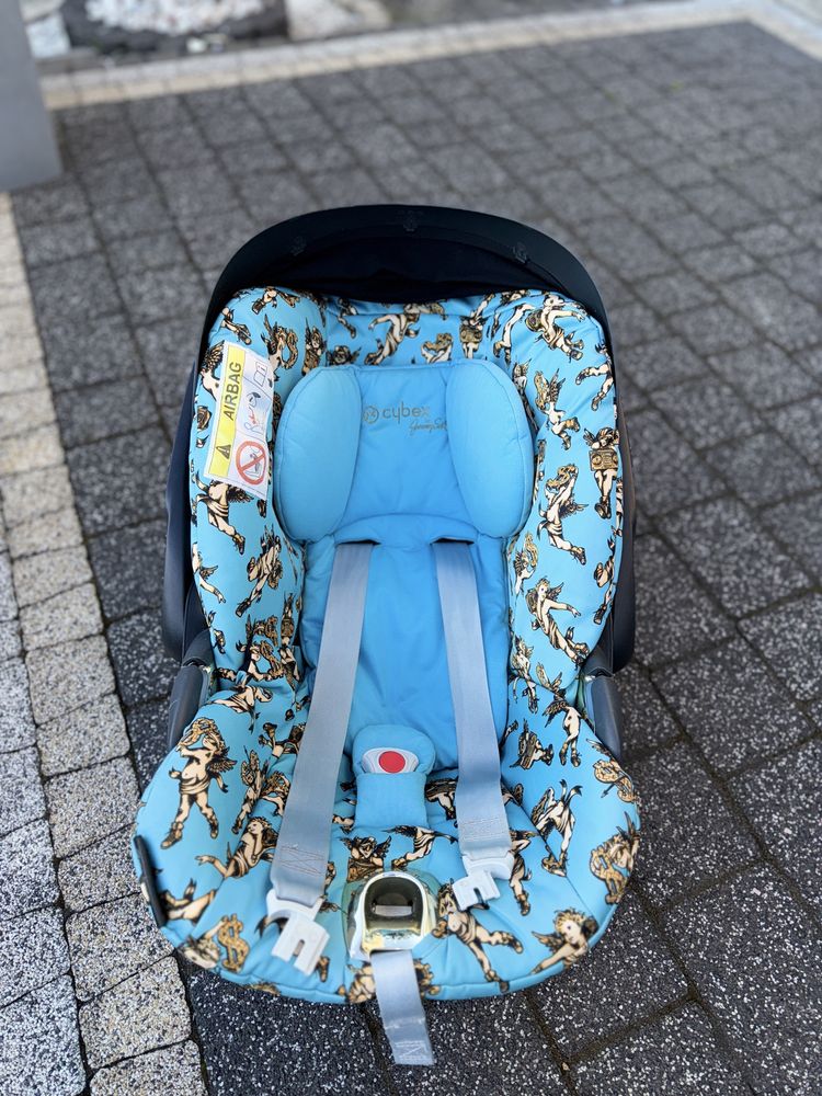 Fotelik z Baza Cybex 0-13 kg by Jeremy Scott Cloud Z i -size