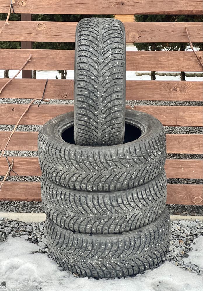 Зимова резина,Nokian 235/55 R17