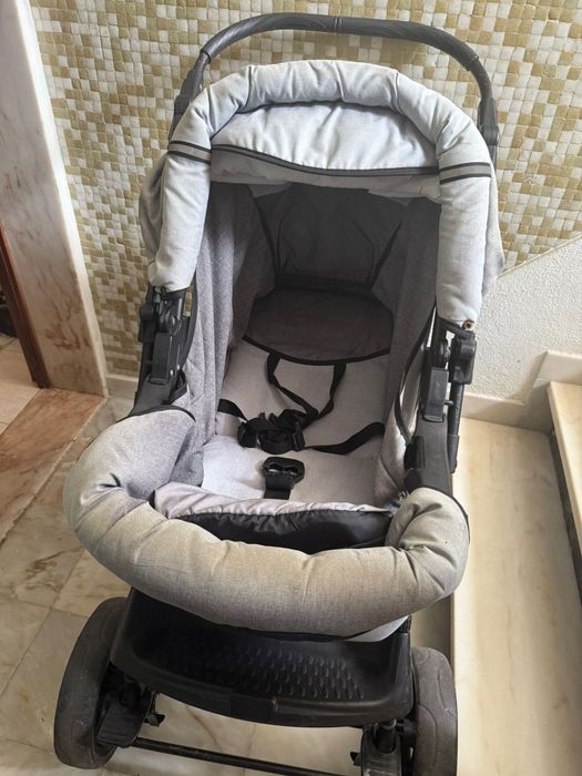 Carrinho de bebé Chicco – 15€