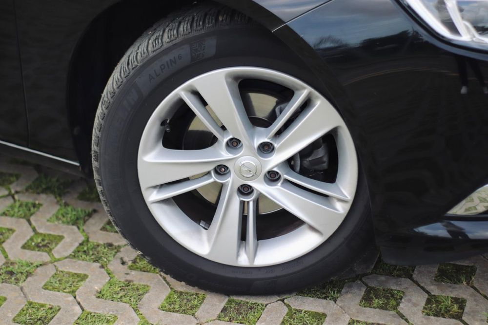 Opel insignia 1.6