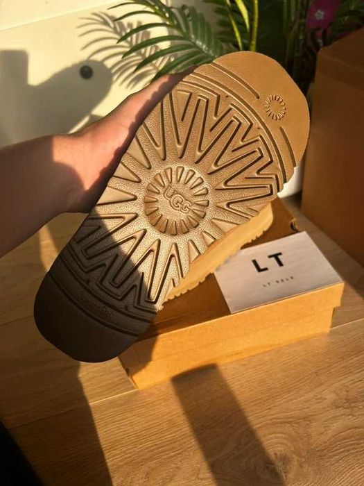 UGG _Tazz _Slipper_Chestnut Snow Boots / ROZ.37