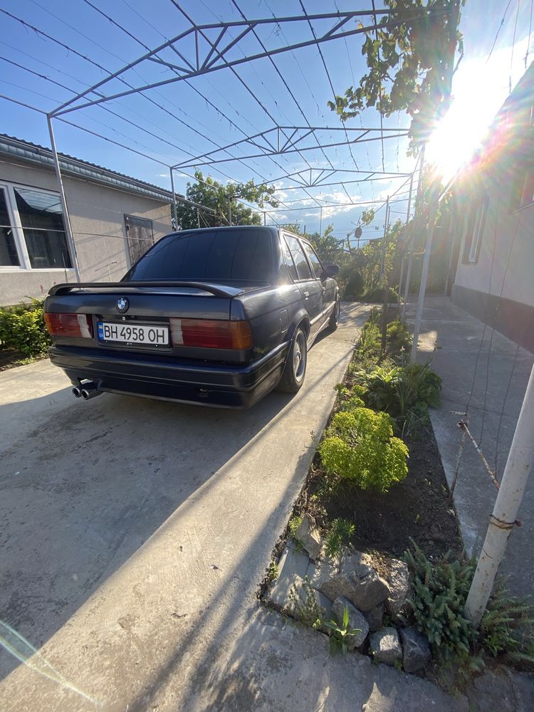 Продам BMW е30  m42b18