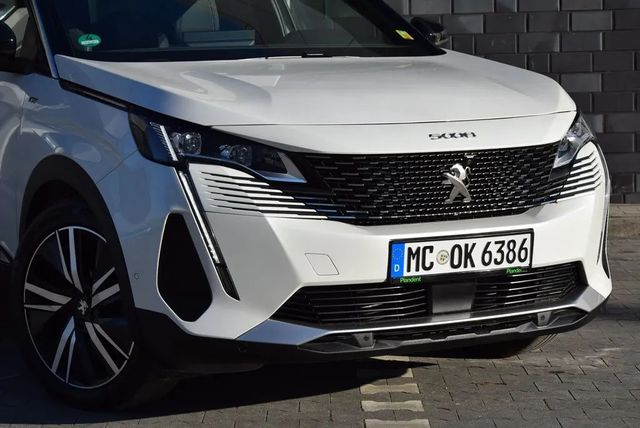 Peugeot 5008 MAXx GT 177ps PANORAMA Full LED MASAŻE Kamery 360 Nowy Model 7 osób