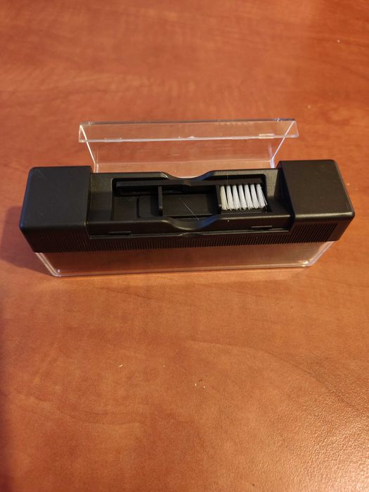 Szczotka do czyszczenia płyt analogowych Brush