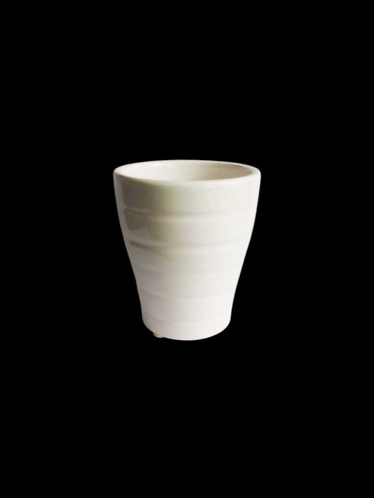 Doniczka i 2 osłonki ceramiczne.