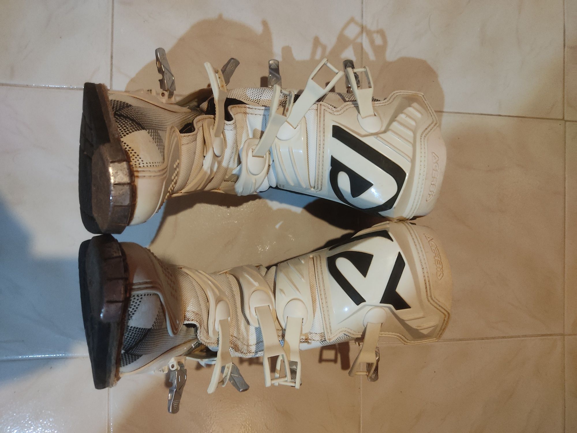 VENDO botas acerbis