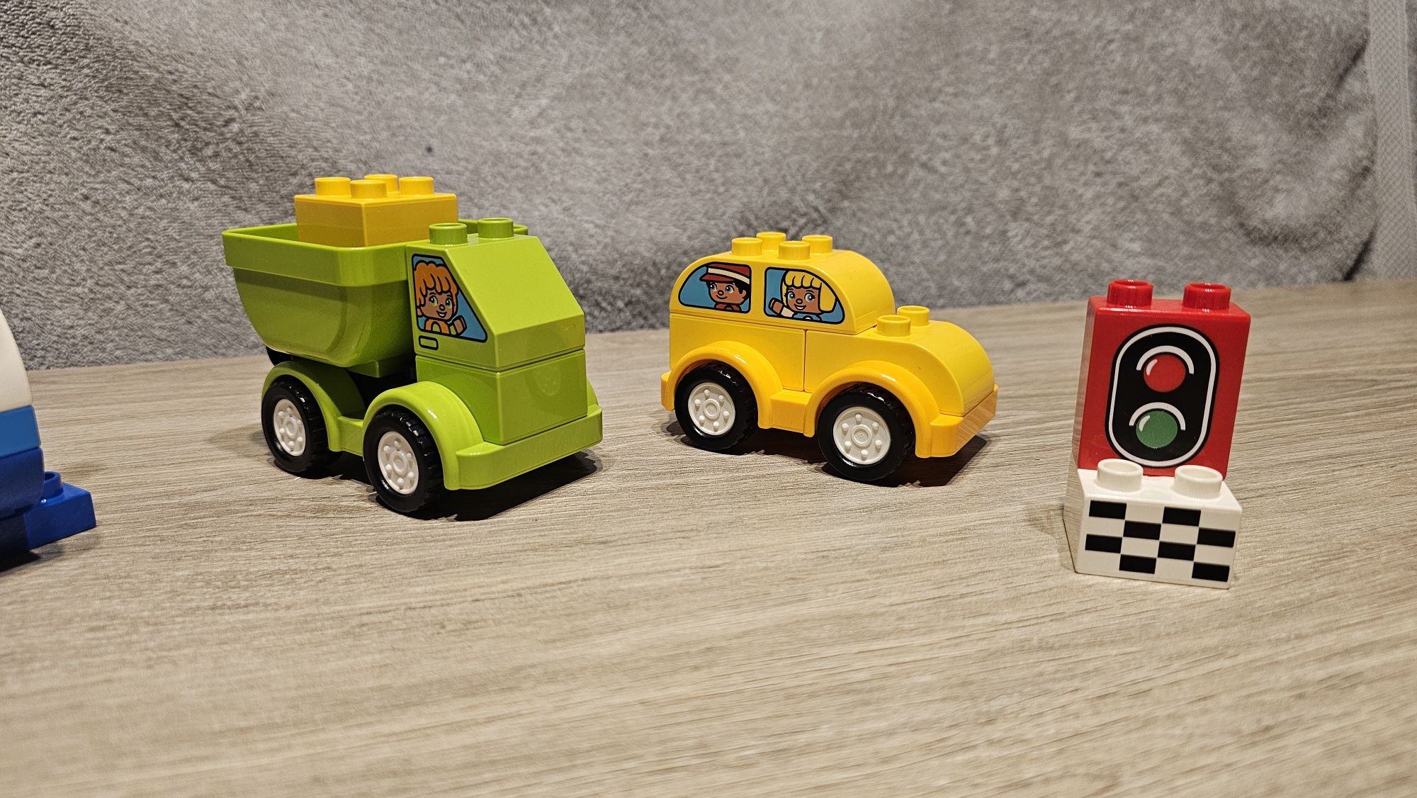 LEGO Duplo 10886 Moje pierwsze samochodziki + 10918 Dźwig