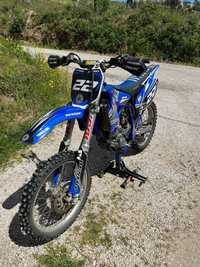 Yamaha YZ250F - Bom estado