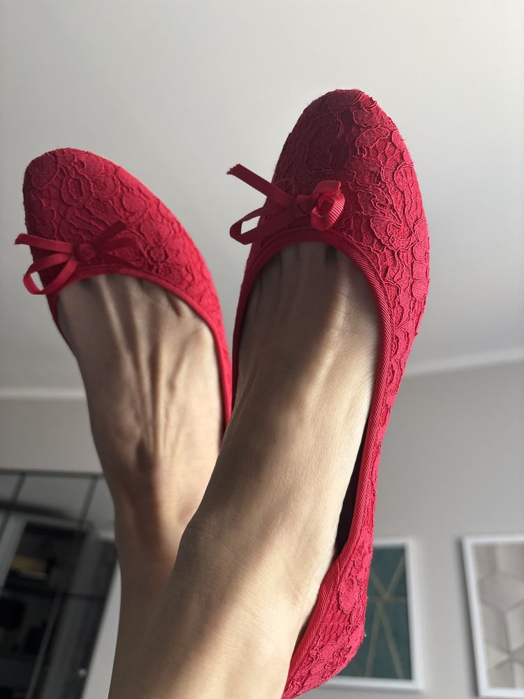 Nowe balerinki z firmy Primark z tłoczonym wzorem