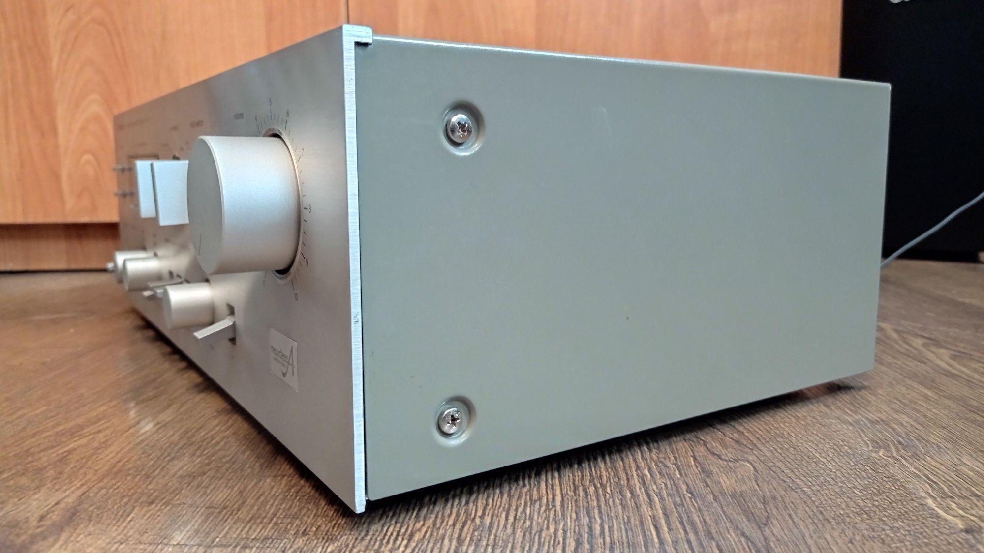 Technics SU-V4A wzmacniacz piękny stan!
