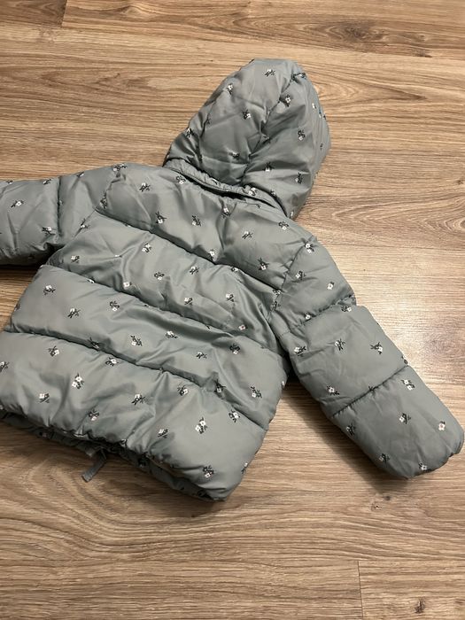 Zimowa kurtka dla dzieczynki 80 HM