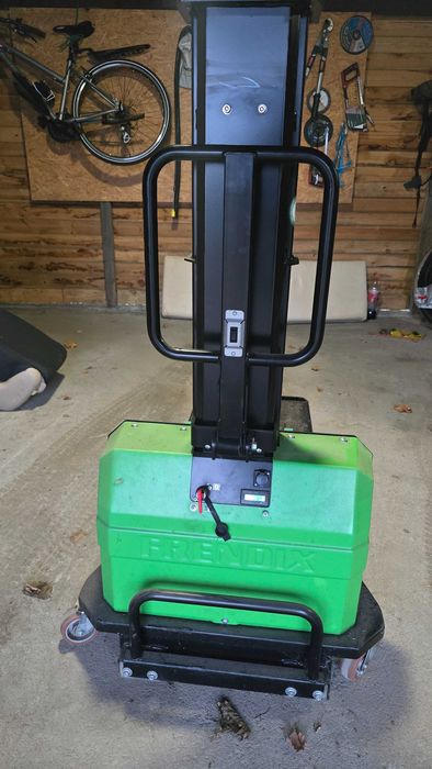InnoLIFT S 600/700 Wózek samozaładowczy