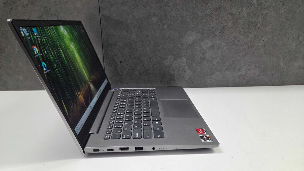 OKAZJA Lenovo ThinkBook 14 G4 Ryzen 7 5825U 16GB 256SSD RX Vega Laptop