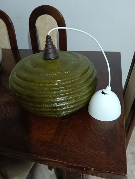 Candeeiro de tecto com abajur em fibra de vidro