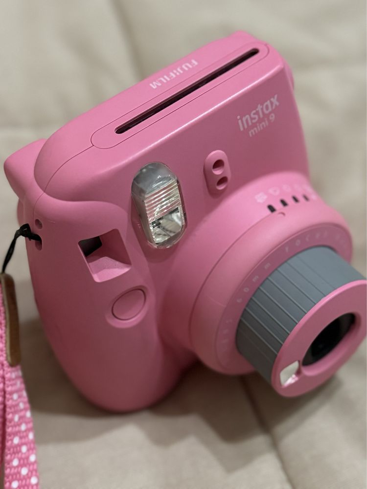 Instax mini 9 rosa, como nova