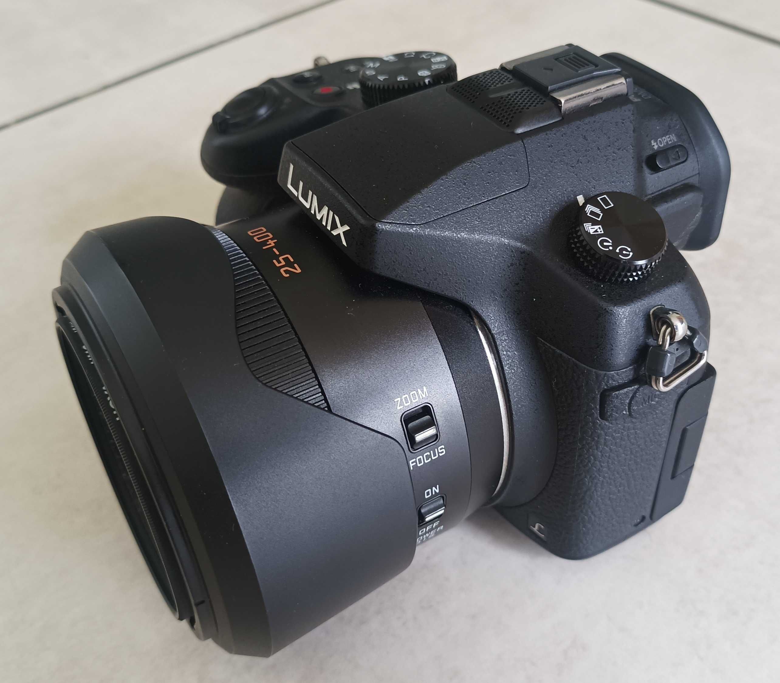 Panasonic Lumix FZ1000