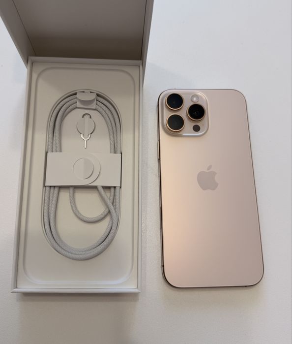 iPhone 16 Pro Max 256GB Pustynny Tytan - Stan Idealny