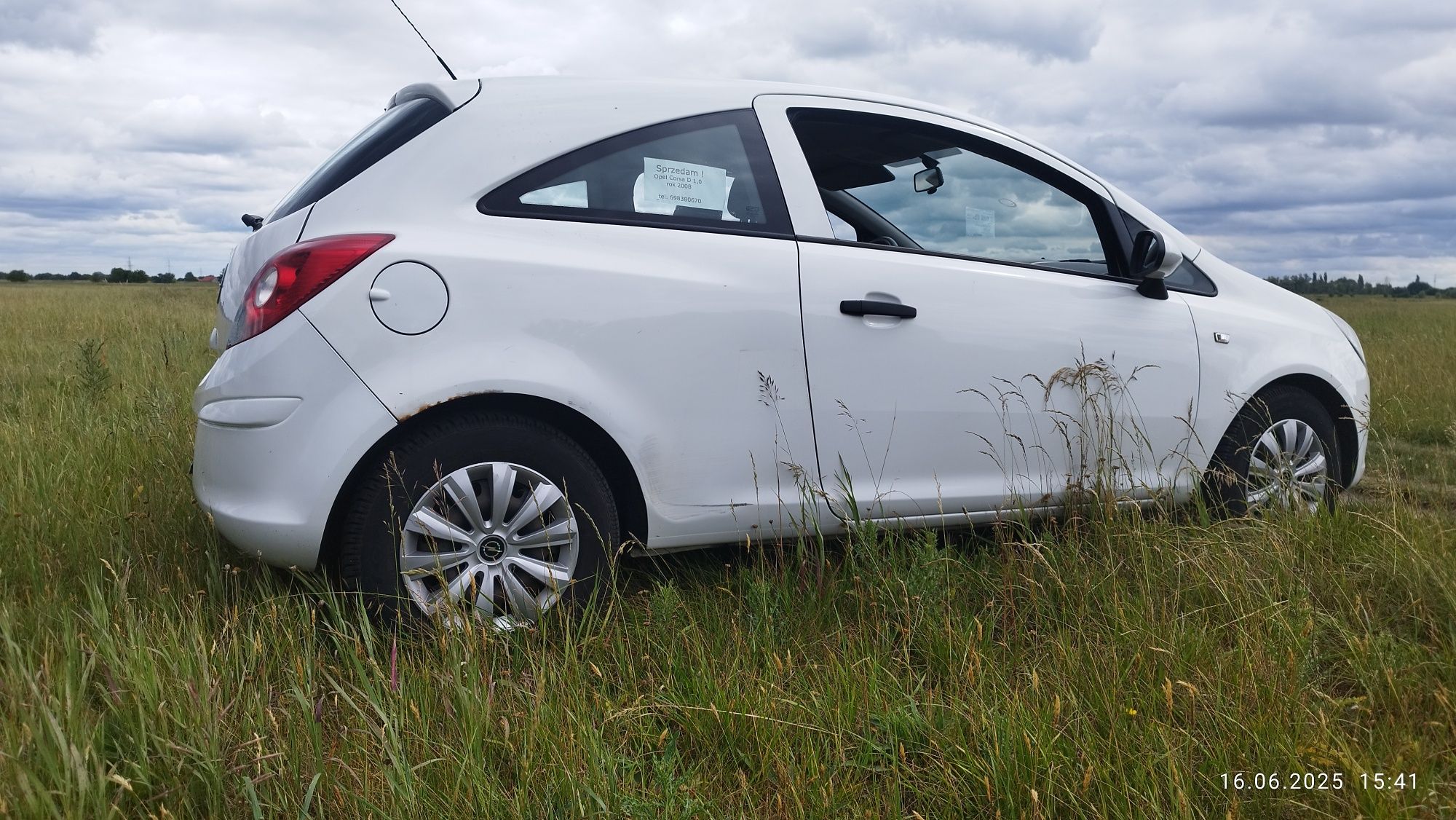 Opel corsa D 1,0 .2008 r. Nowa cena.