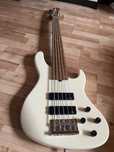 Gitara basowa Sadowsky 24-5