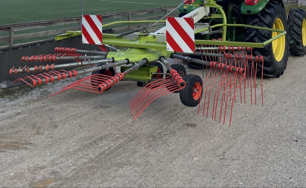 Juntador de feno Class S liner 430