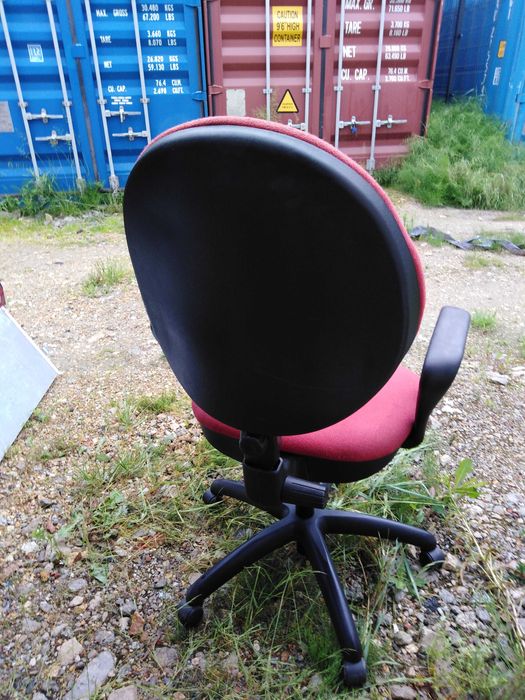 Fotel biurowy obrotowy