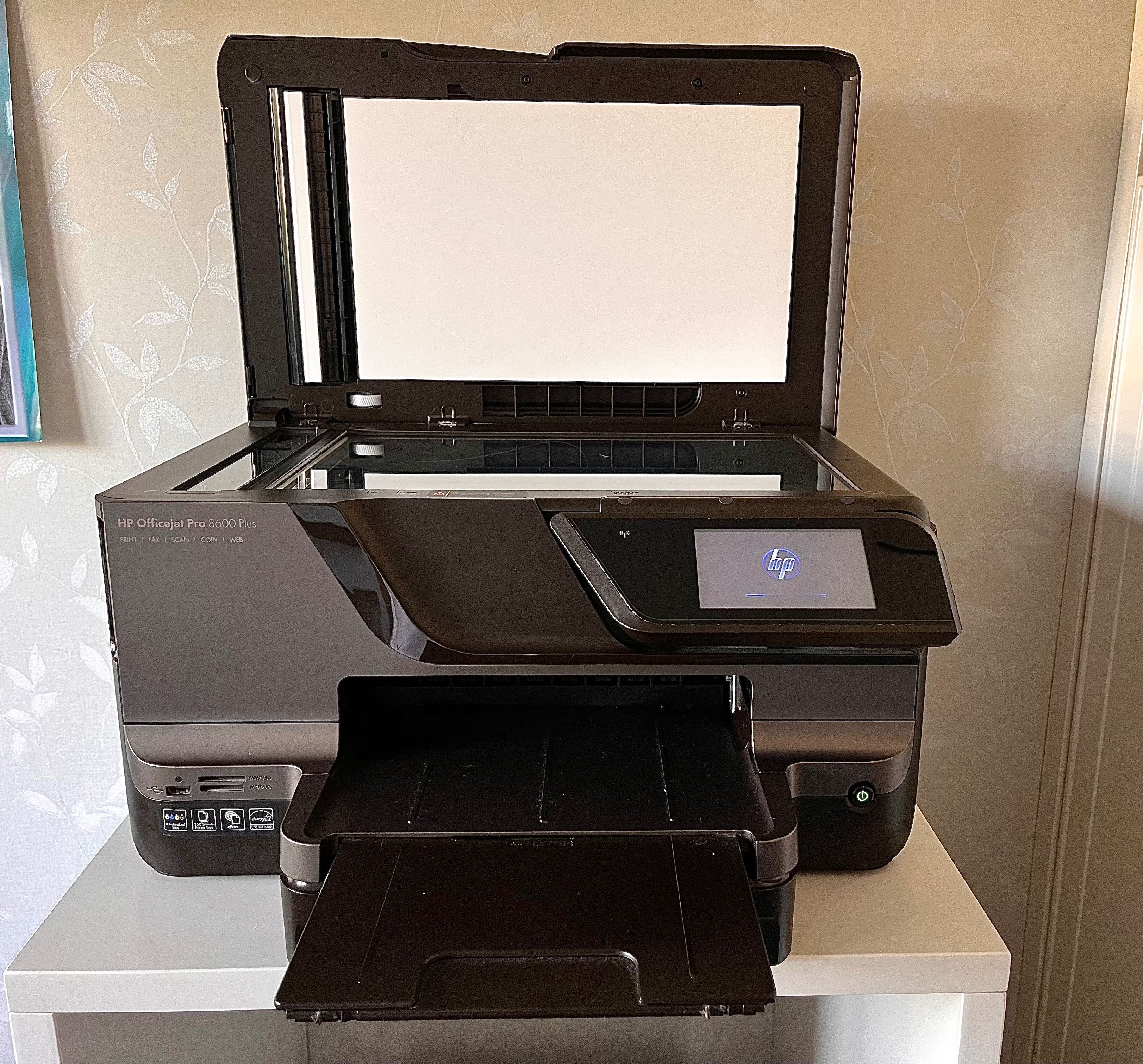 Sprzedam :Urządzenie wielofunkcyjne HP OfficeJet Pro 8600 - usterka