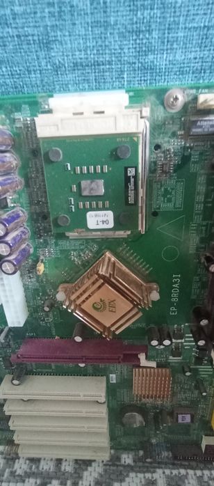 Материнська плата: EP - 8RDA3I
Модель:
ep-8rda3i rev:2.1
Производитель