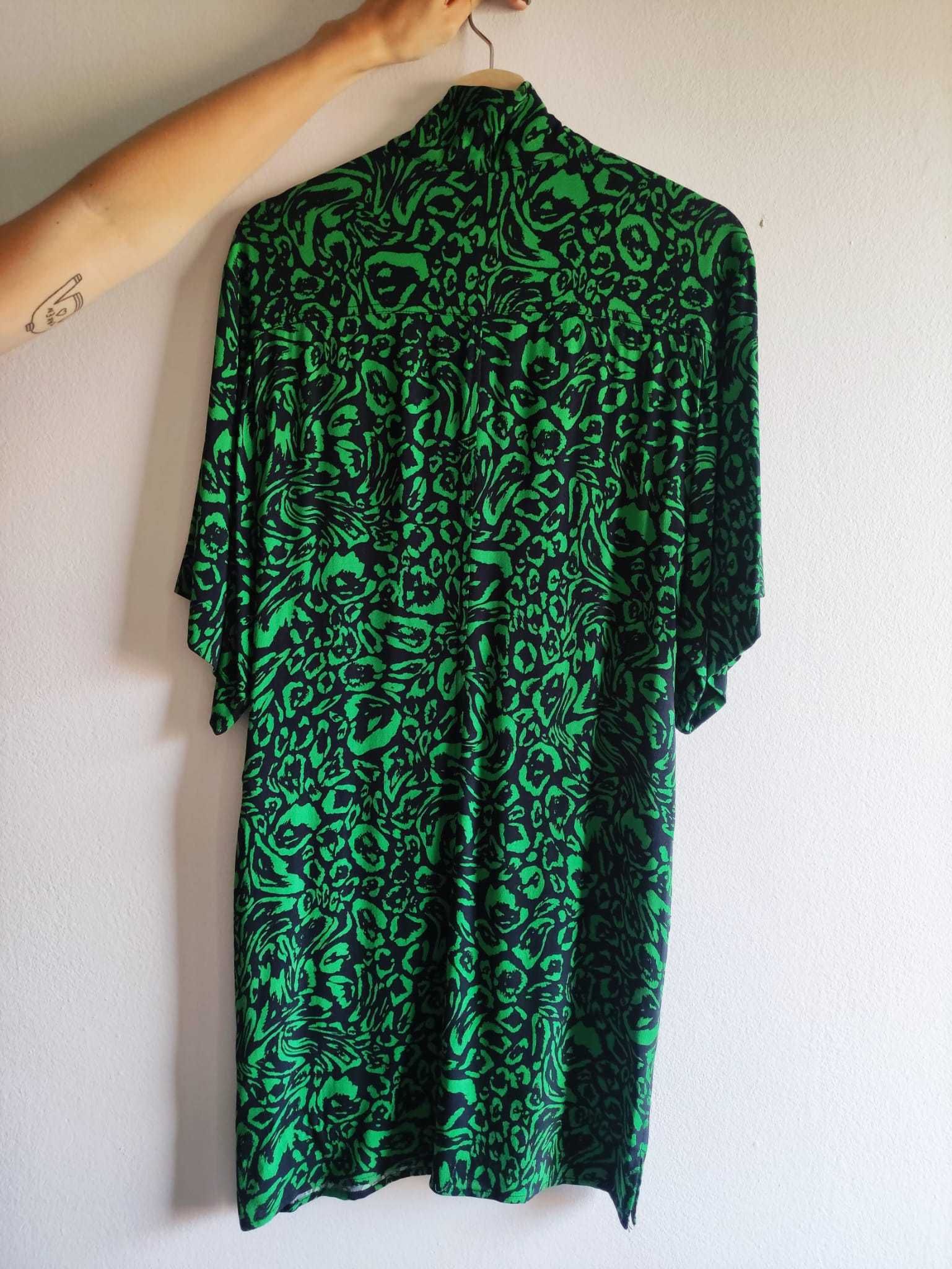 Vestido verde e preto, de meia estação. Bimba y Lola. NOVO