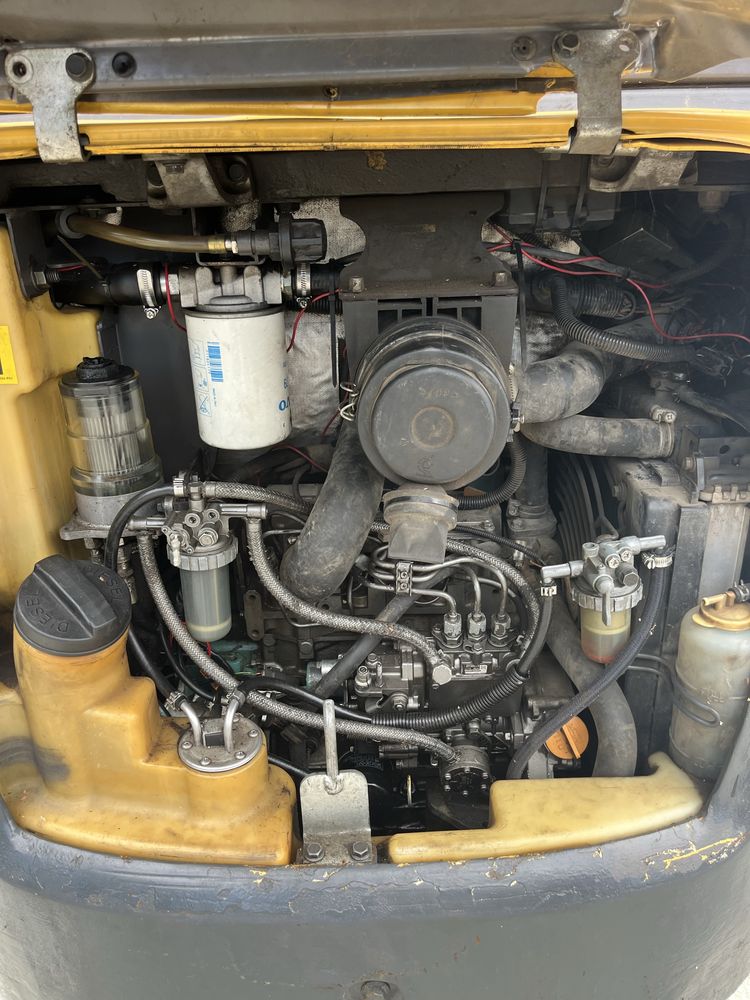 Minikoparka volvo ec15c