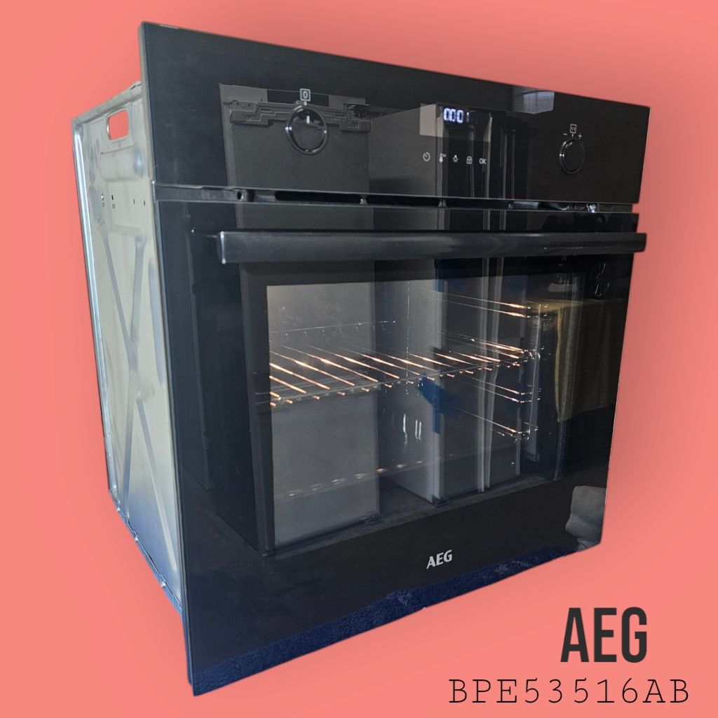 Piekarnik AEG BPE53516AB z pyrolizą – SteamBake