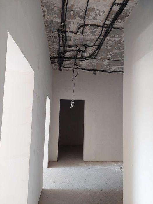 2х поверхова будівля Київська область