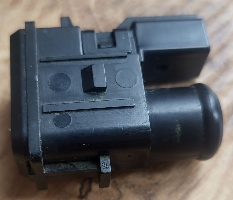 Датчик температури toyota lexus